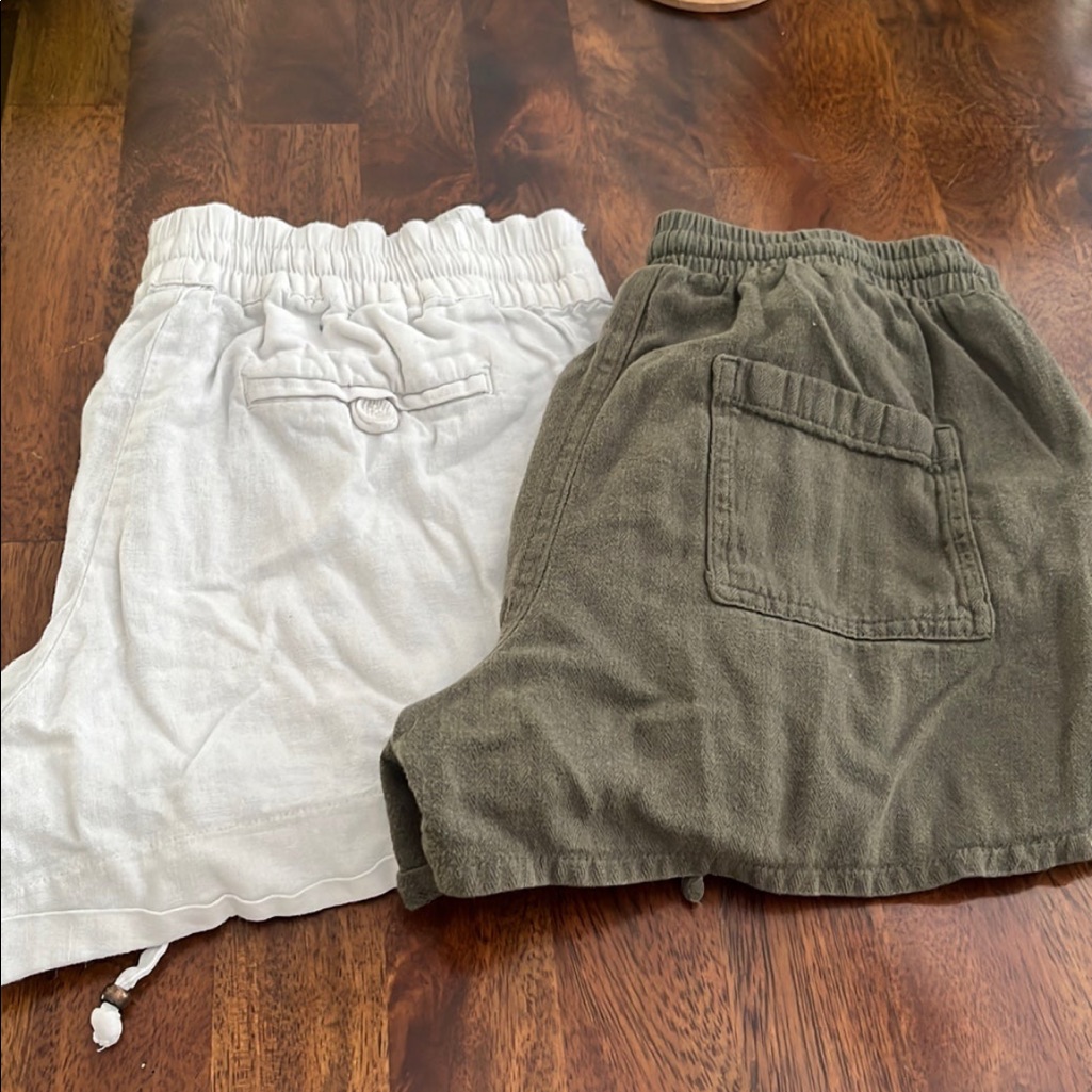 2 Drawstring Shorts